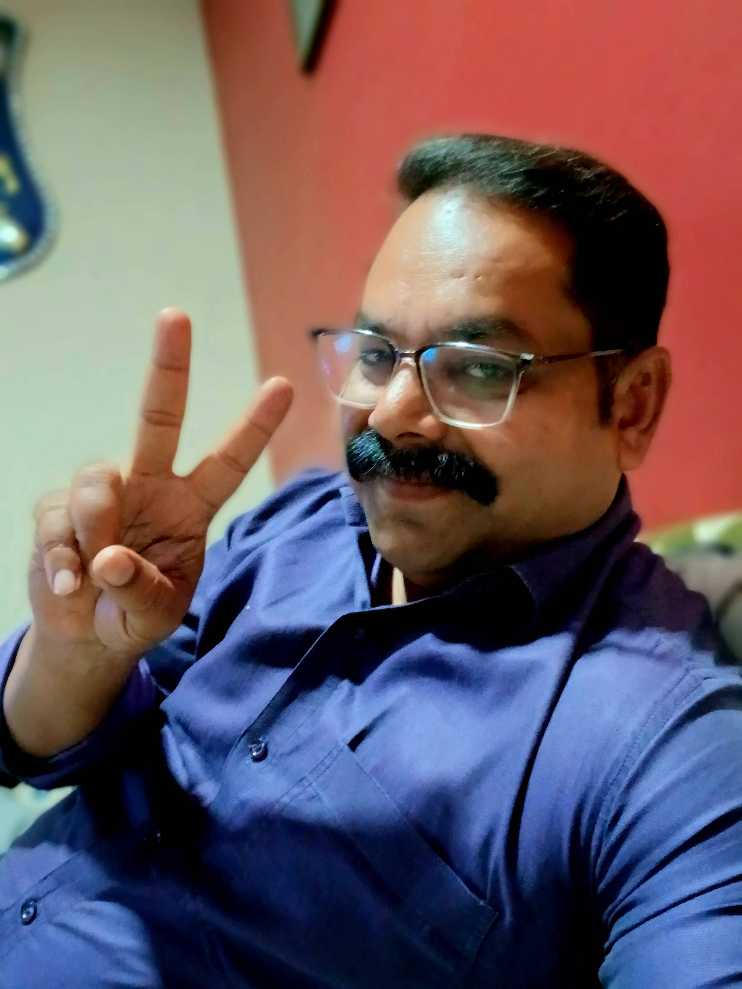 समाजजनों के नाम युवा संघ प्रमुख अशोक सोलंकी जी का संदेश ! 