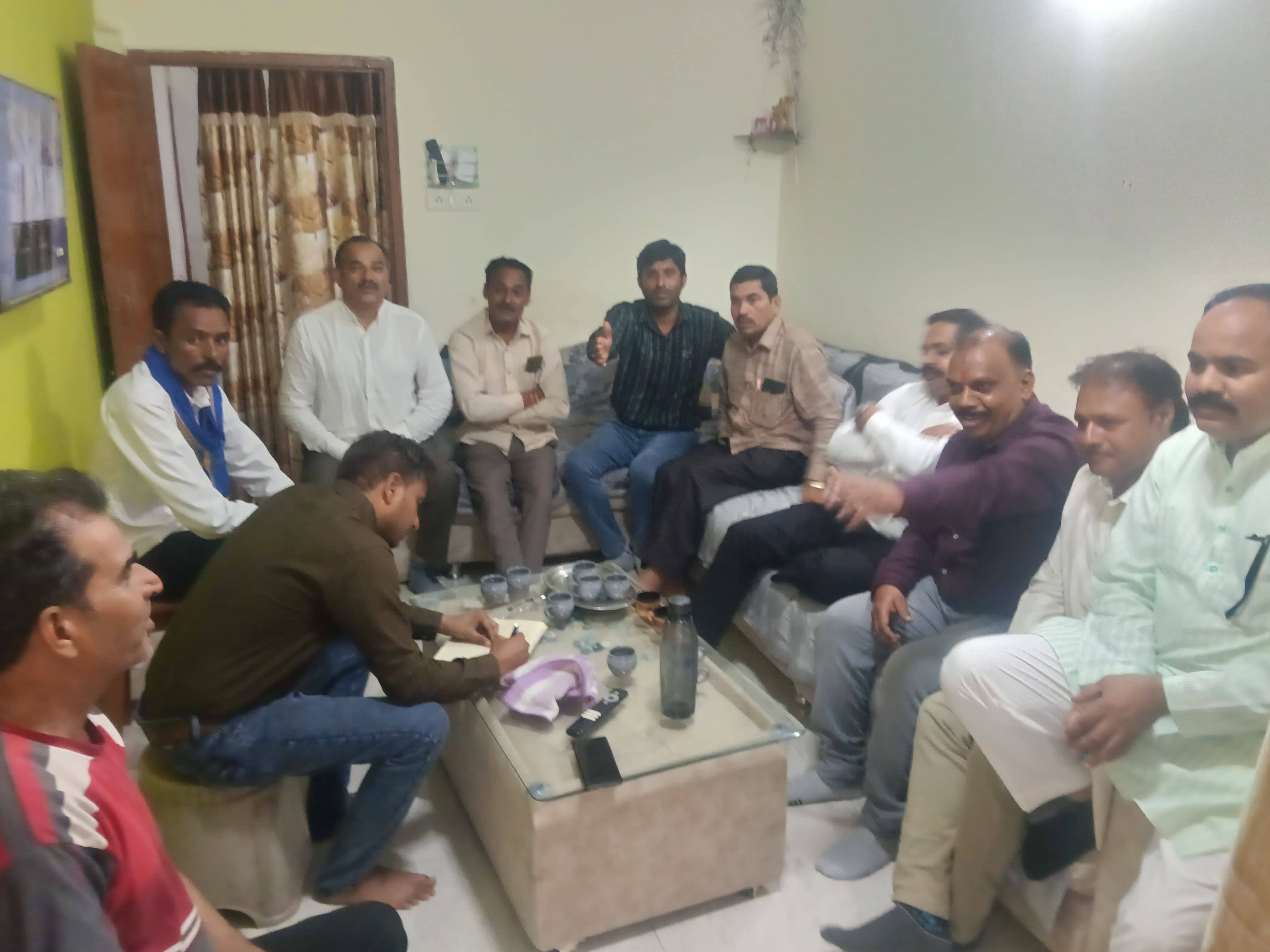 अखिल भारतीय गुजराती बलाई युवा संघ प्रदेश स्तरीय बैठक सम्पन्न हुई 